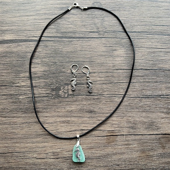Worn Once - Hand Crafted Seahorse Pendant and Earrings Set! - Picture 7 of 11